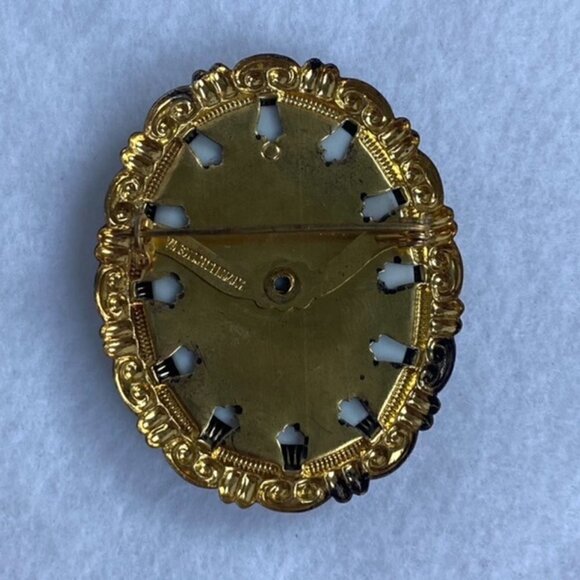 VTG 2" Oval Hand Painted Porcelain Woman Brass Brooch Signed Western Germany - Picture 8 of 12